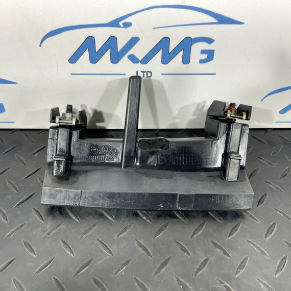 14-21 BMW 2 SERIES F45 F46 FRONT PASSENGER SIDE HEADLIGHT BRACKET 1301336177