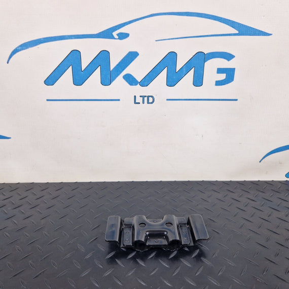 10-18 AUDI A7 4G S-LINE GENUINE OEM MOUNTING TIE DOWN EYE 4G8813383