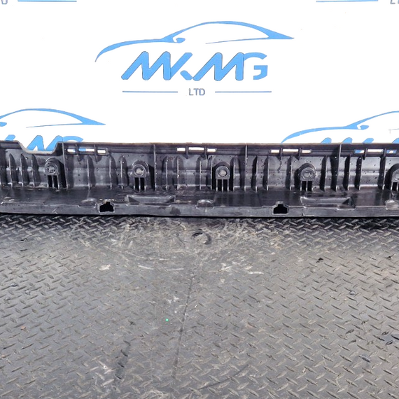 16-22 MERCEDES BENZ X253 GENUINE LEFT N/S SIDE SKIRT MOUNT BRACKET A2536900139