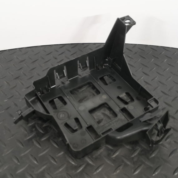 16-19 AUDI A4 B9 S-LINE GENUINE COMFORT CONTROL MODULE BRACKET HOLDER 8W0907368