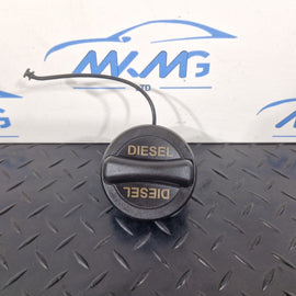19-ON MERCEDES BENZ B CLASS W247 GENUINE OEM DIESEL FUEL TANK CAP A0004704400