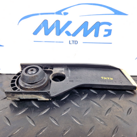 14-20 MERCEDES GLA 200 X156 OEM RADIATOR SUPPORT BRACKET RIGHT SIDE A2465040240