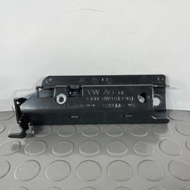 16-19 AUDI A4 B9 SALOON GENUINE MOUNTING FOR TIE-DOWN EYE 8W9813981