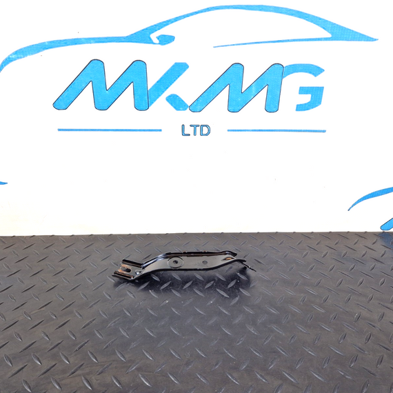 12-18 MERCEDES BENZ W176 WING FENDER BRACKET FRONT LEFT A1766280114