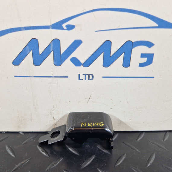 12-18 AUDI A6 C7 GENUINE OEM REAR SEAT MOUNT CLAMP BRACKET 4G0886193A