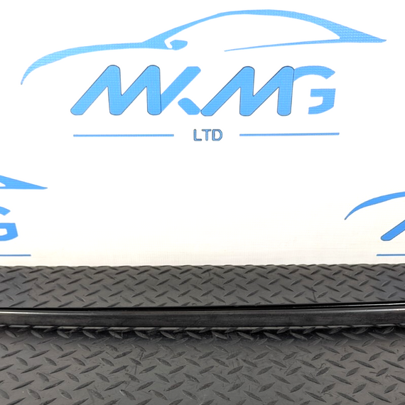 10-17 AUDI A8 4H RIGHT SIDE WINDSCREEN VERTICAL TRIM 4H0854328