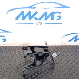 10-15 AUDI Q7 4L 3.0 TDI V6 FUEL FILTER HOLDER BRACKET 4L0201710