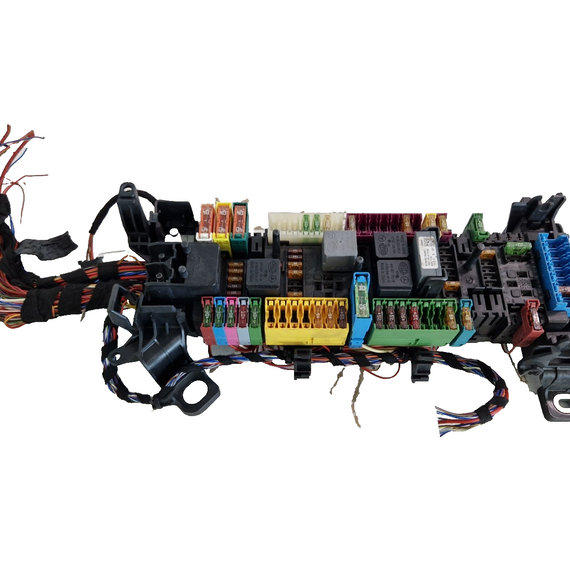 MERCEDES BENZ A CLASS W176 FRONT FUSE RELAY BOX A0025428019