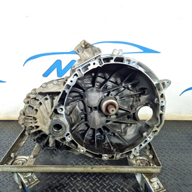 18-ON MERCEDES SPRINTER W910 2.2 CDI MANUAL GEARBOX 2.1 DIESEL FWD JU3R-7002-YGA