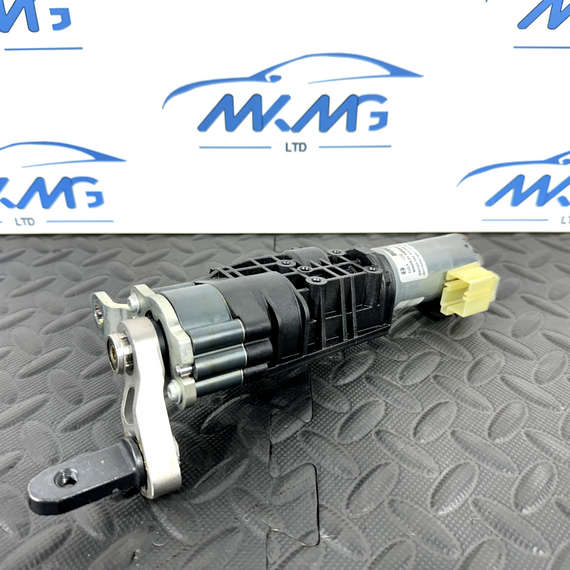 16-19 AUDI A4 B9 AVANT GENUINE REAR LEFT TAILGATE LIFT MOTOR 8W9827851A