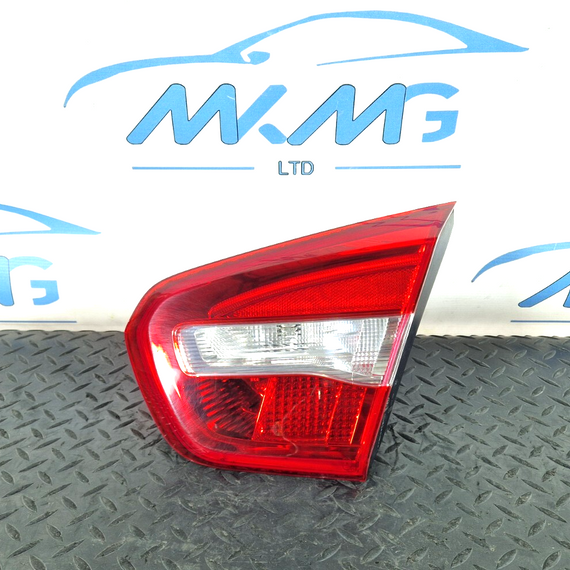 14-19 MERCEDES BENZ GLA X156 REAR RIGHT O/S TAILGATE INNER LIGHT A1569060458