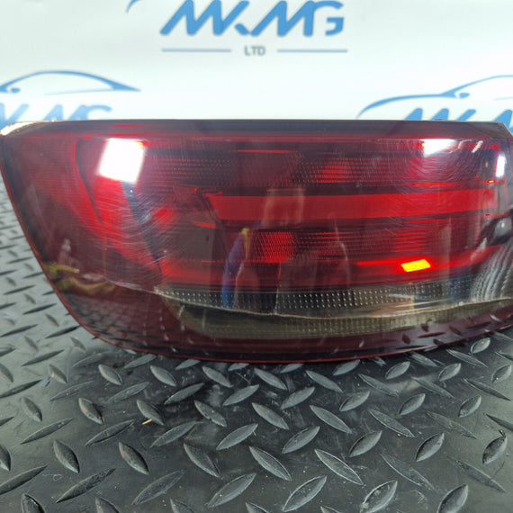 16-19 AUDI A4 B9 SALOOM GENUINE REAR LEFT N/S OUTER TAIL LIGHT 8W5945069A