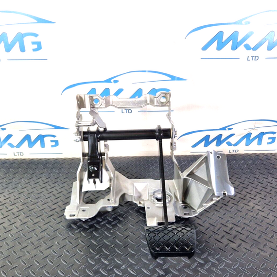 16-19 AUDI A4 B9 BRAKE PEDAL ASSEMBLY BRACKET MOUNT 8W2723117