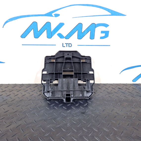 18-ON MERCEDES BENZ SPRINTER W907 OEM BATTERY TERMINAL TRIM A9075450900