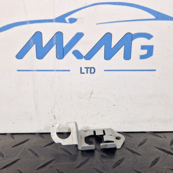 10-17 AUDI A8 4H REAR PARKING CAMERA SECURING BRACKET MOUNT HOLDER 4H0980553