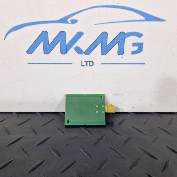 19-ON MERCEDES B CLASS W247 AERIAL ANTENNA AMPLIFIER MODULE A1779052902