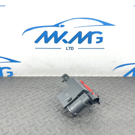 16-19 AUDI A4 B9 AVANT GENUINE POSITIVE BATTERY POWER DISTRIBUTION BOX CONNECTOR