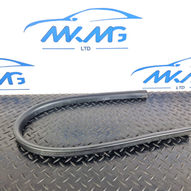 BMW 2 SERIES GRAN COUPE F44 BONNET SEAL STRIP RUBBER 7910675