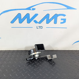 16-22 BMW X1 F48 GENUINE OEM ALARM SIREN HORN SIGNAL LOW TONE & MOUNT 7410917