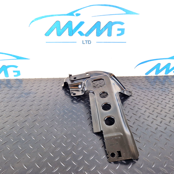 14-21 MERCEDES BENZ C300h W205 BOOT TRUNK RIGHT COVER BRACKET TRIM A2056100002