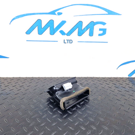 16-19 AUDI A4 AVANT B9 S-LINE OEM AIR CHANEL CONNECTING VENT 8W0857042