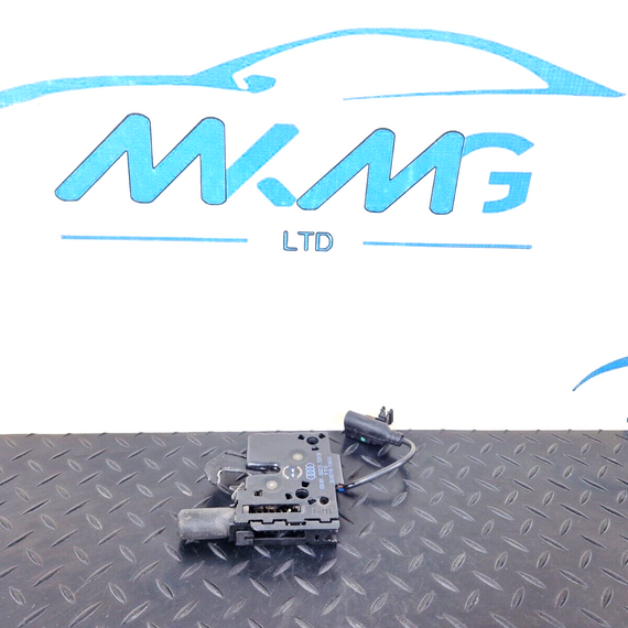 16-19 AUDI A4 AVANT B9 S-LINE OEM BONNET LOCK 8W0823509