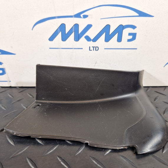 16-19 AUDI A4 B9 GENUINE O/S RIGHT OUTER TAIL LIGHT TRIM COVER 8W5945254