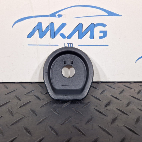 14-23 MERCEDES VITO W447 GENUINE B-PILLAR HANDLE RECESS SHEL TRIM A4478990721