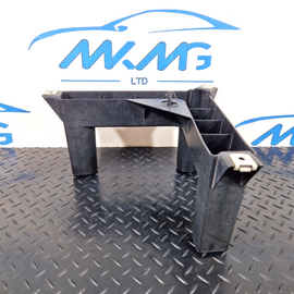 18-ON MERCEDES BENZ A CLASS W177 GENUINE MOUNT BRACKET A1776827500