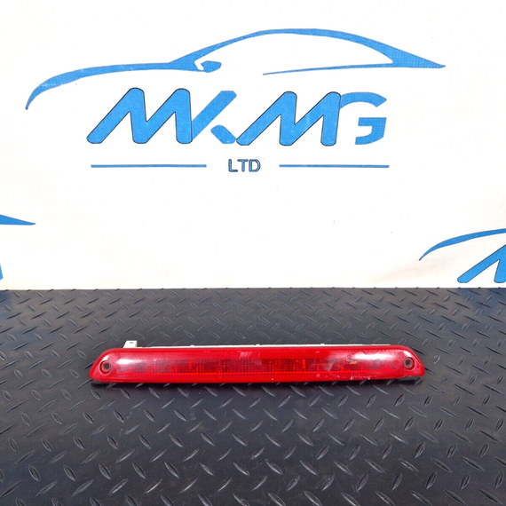 18 ON MERCEDES BENZ SPRINTER W907 W910 ADDITIONAL BRAKE LAMP LIGHT A9109066300