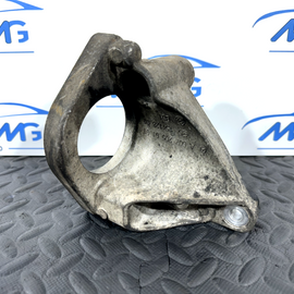 12-18 MERCEDES A B W176 W246 OM607 DRIVER SIDE DRIVESHAFT BRACKET A6072050101