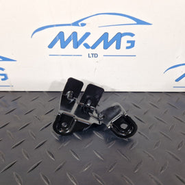 19-ON MERCEDES CLA C118 BOOT TRUNK FLOOR COMPARTMENT HOLDER BRACKET A1776802103