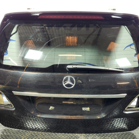 16-19 MERCEDES BENZ GLE W166 GENUINE COMPLETE TAILGATE / BOOTLID IN BLACK 197
