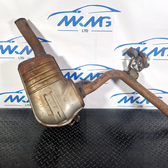 16-19 AUDI A4 B9 GENUINE EXHAUST BACKBOX SILENCER 8W0253411D 8W0119C