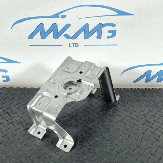 10-17 AUDI A8 4H BATTERY RETAINING BRACKET CLAMP HOLDER MOUNT 4H0802417B