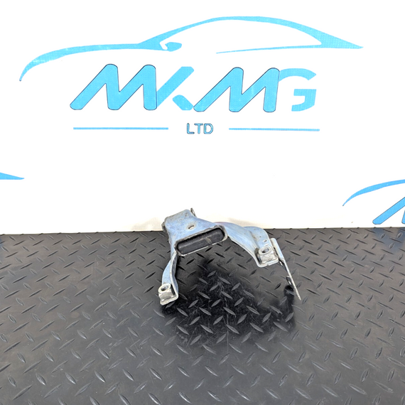 10-17 AUDI A8 4H OEM OS RIGHT ENGINE MOUNT BRACKET RETAINING PLATE 4H0399060