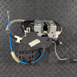 13-19 MERCEDES BENZ CLA C117 GENUINE PASSENGER SIDE DOOR LOCK A1177320108