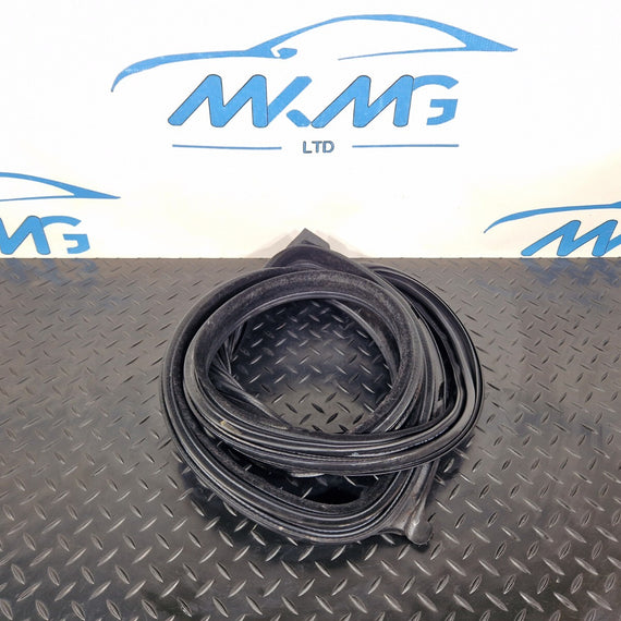 11-18 BMW 6 SERIES F06 REAR LEFT DOOR RUBBER WEATHER SEAL STRIP 7275315
