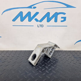 14-21 MERCEDES BENZ C200d W205 OEM FRONT RIGHT COOLING RADIATOR SUPPORT BRACKET