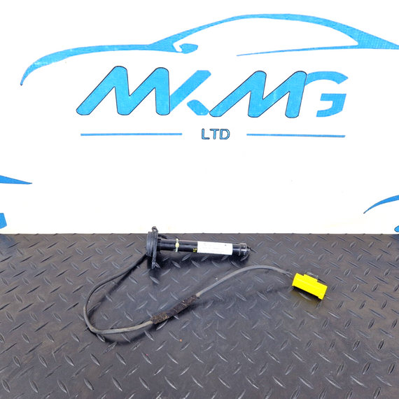 14-20 MERCEDES BENZ GLA 200 X156 GENUINE OEM BONNET ACTUATOR A1179061000