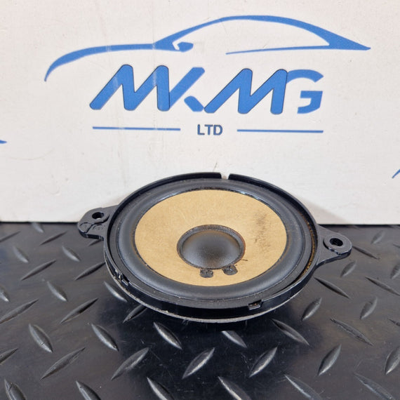 16-19 AUDI A4 B9 GENUINE OEM FRONT CENTER DASHBOARD SPREAKER 8W0035454A