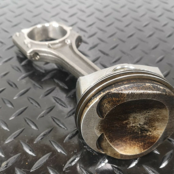 GENUINE VW 1.8 GTI PETROL ENGINE CODE DAJ DAJA DAJB COMPLETE PISTON WITH CON ROD