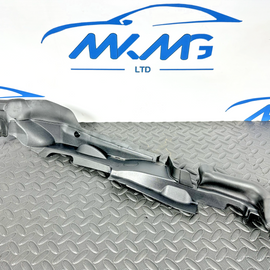 16-19 AUDI A4 B9 SALOON GENUINE RIGHT DRIVER SIDE WING PANEL SEAL 8W0821170