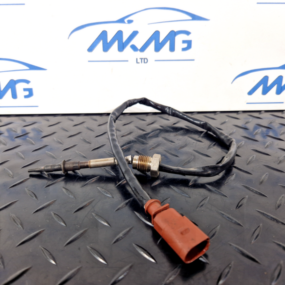 16-19 AUDI A4 B9 2.0TDI GENUINE GAS TEMPERATURE SENSOR 8W0906088R