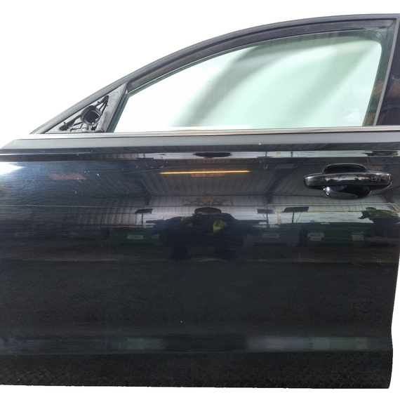 12-18 AUDI A6 C7 GENUINE FRONT LEFT PASSENGER N/S COMPLETE DOOR IN BLACK LY9B
