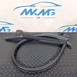 10-18 AUDI A7 4G S-LINE FRONT DOOR INNER SEAL RUBBER GASKET RIGHT O/S 4G8845354