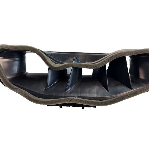 16-19 AUDI A4 B9 GENUINE DASHBOARD AIR VENT TRIM & ANTENNA AMPLIFIER 8W2858431