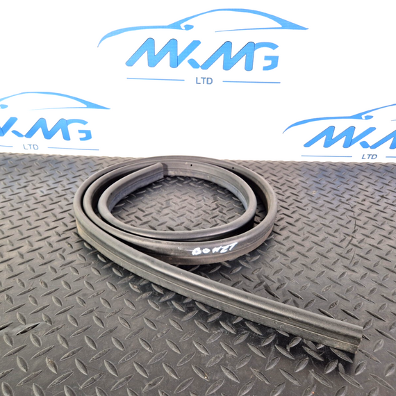 11-19 MERCEDES BENZ ML W166 GENUINE ENGINE BONNET HOOD GASKET SEAL