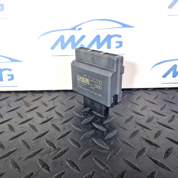 16-19 AUDI A4 B9 GENUINE OEM FUEL PUMP CONTROL MODULE 8W0906121B