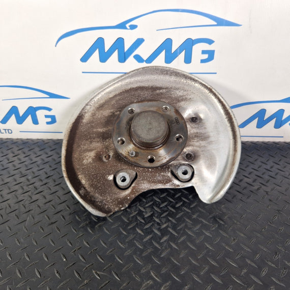 16-19 AUDI A4 B9 O/S/R REAR RIGHT WHEEL HUB & BEARING 8W0615612